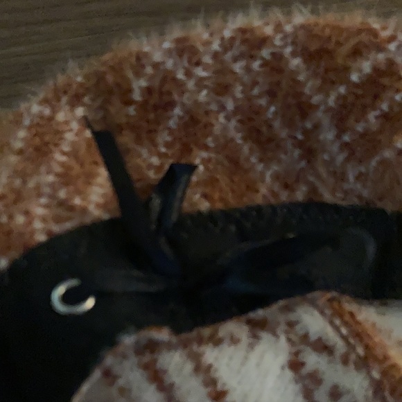 Fox+Wit women’s tam - Picture 8 of 8